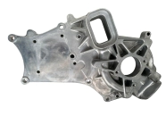 TAPA BOMBA DE AGUA VOLVO FM11